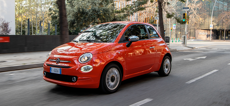 Fiat 500 sur la route. Pack Fiat Glass